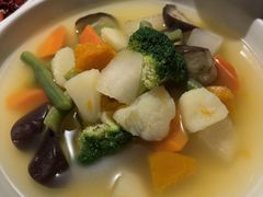 -初蓉丨遇见新川菜(亲贤街荣耀店)