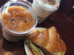 -Cha Café and Bistro