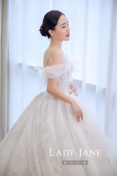 -Lady  Jane高端婚纱礼服馆