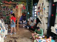 -钟书阁(松江泰晤士小镇店)