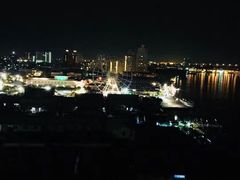 -曼谷湄南河畔华美达广场酒店