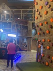 -卡通尼·Safari非洲探索乐园·生日会(金桥国际商业广场店)