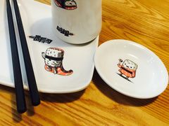 餐具-新一番三文鱼寿司(红城湖店)