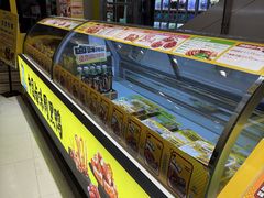 -周黑鸭(北京海淀区新中关店)