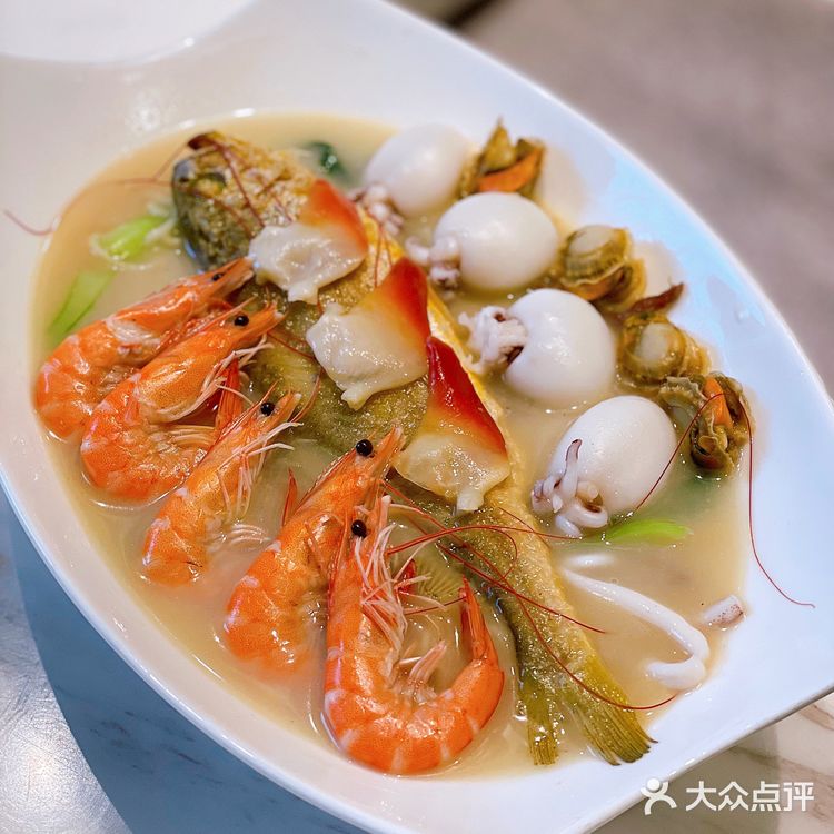 酥酥脆脆，香而不油。热乎的时候更好吃