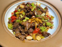 -魏铭鱼头捞饭(晋阳路店)