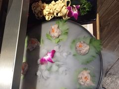 -三人行骨头王火锅(长寿店)