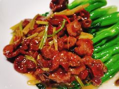 沙茶芥蓝炒牛踺肉-潮舍(环球金融中心店)
