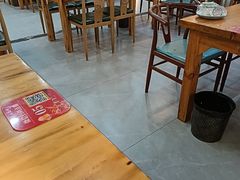 -亿牌牌东北烧烤(怀特店)