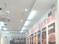 -佬缸炮江湖川菜(玉林店)