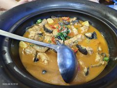 -老唐三下锅 ·张家界地标美食(溪布街店)