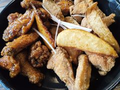 原味炸鸡和酱油鸡双拼-MI WU FACTORY米屋美食工厂餐厅(绿地店)