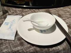 餐具摆设-鲨鱼餐厅.海景川粤餐厅(重庆天地店)