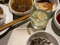-海底捞火锅(新松江路店)