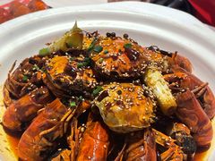 -肥肥虾庄·金牌油焖大虾(汉街SKP店)