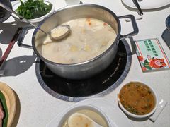 -煲王粤菜餐厅(中侨中心店)