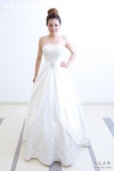 -喜喜婚纱HAPPINESS STUDIO奢定馆(海淀体验馆)