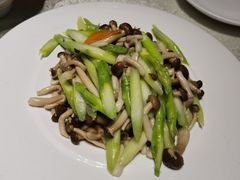 -生活本该如此北京小馆(周庄嘉园店)