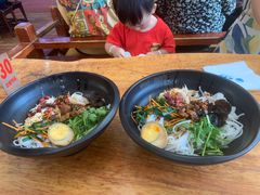 -桥香园过桥米线(国贸店)