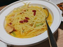 -连鹭海鲜·海肠捞饭·海胆饭(星海店)