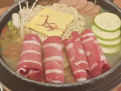 -WOW LUCKY创意韩料(龙阳广场店)