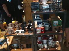 -星巴克臻选(周浦万达店)