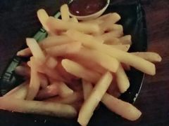 -MARU玛露音乐餐厅(大学路店)