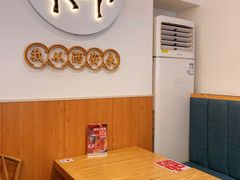用餐区-北往西·西安油泼面(万德庄店)
