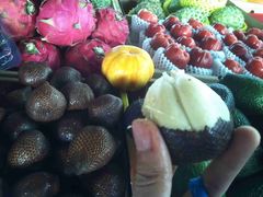 -鸿港海鲜批发市场