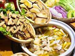 -菌彩云南野生菌火锅(新亚洲店)