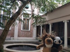 -香港大学
