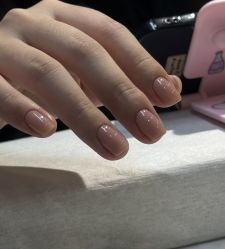 -自在·款式美甲美睫