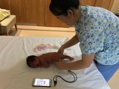 帮我丫头做辅助-爱贝佳母婴护理服务中心·月嫂育儿嫂(鲁迅路店)