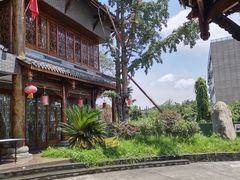 -胖大姐黄辣丁鱼庄(新津店)