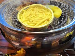 -叽叽扎扎烤肉场(生态城万达店)