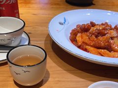 -帅巴人舅母子腊蹄民俗村