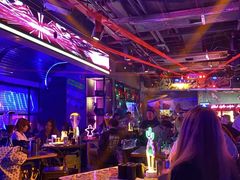 -UP嘻哈酒吧(粉巢店)