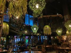-临界音乐酒馆·小龙虾·江湖菜(华熙LIVE·鱼洞店)