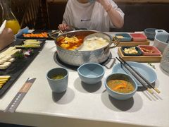 猪手鸳鸯锅-小街猪手(团结湖店)