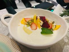 水果盛宴酸奶碗-西堤牛排(南京龙江店)