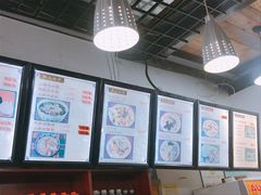 -陇上全荟兰州传统牛肉面(延吉路店)