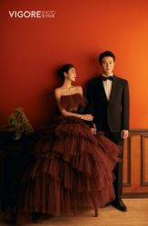 -雪中彩影婚纱摄影·微光艺术中心