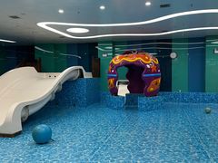 -Swim斯卫姆国际儿童游泳中心(红博中央公园店)