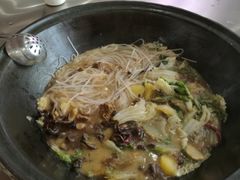 -粘豆包柴火铁锅炖