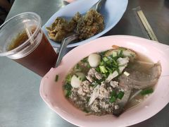 -榮泰米粉湯(Left Shop)