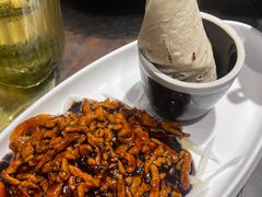 京酱肉丝-百味地锅鸡(二店·财校分店)