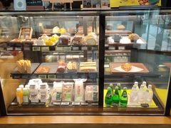 面包甜点陈列柜-星巴克(长沙乐和城门店)