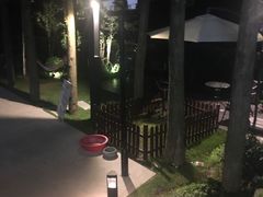 -上海滴水湖皇冠假日酒店