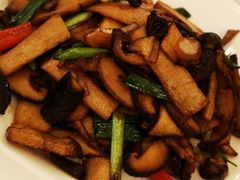-水煮鱼乡·川京菜(蛇口店)