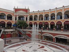 -佛罗伦萨小镇广佛名品奥特莱斯(疏港路店)